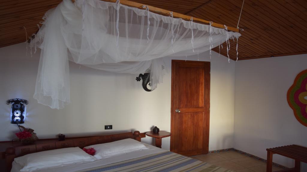 Laguna Blu - Resort Madagascar Andavadoaka Room photo
