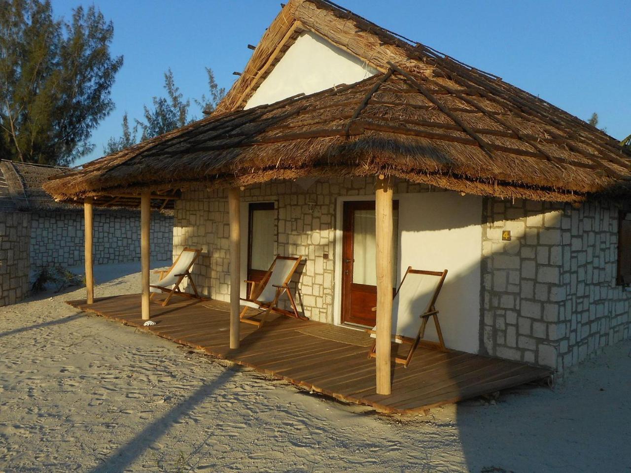Laguna Blu - Resort Madagascar Andavadoaka Room photo